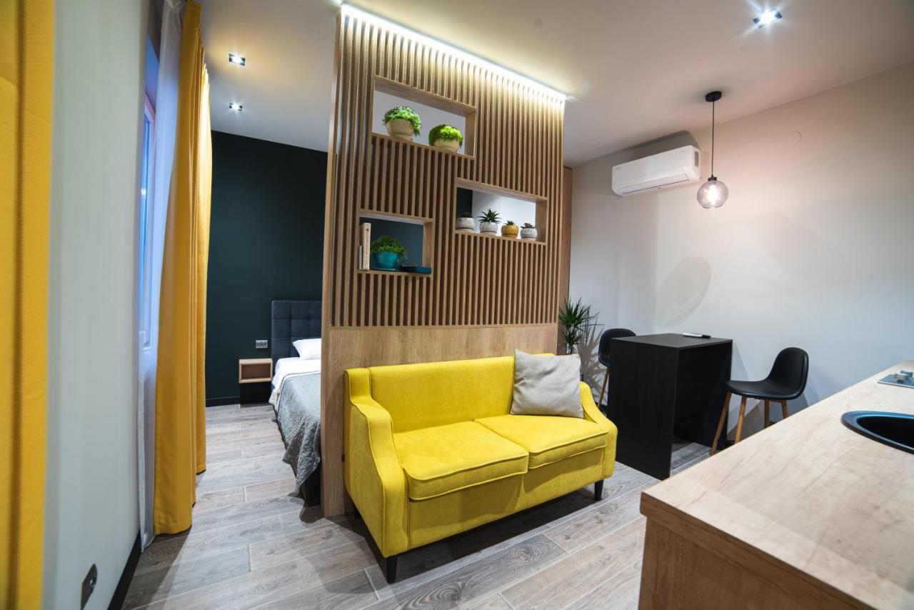 Luxury Apartments Petofi Užhorod Esterno foto